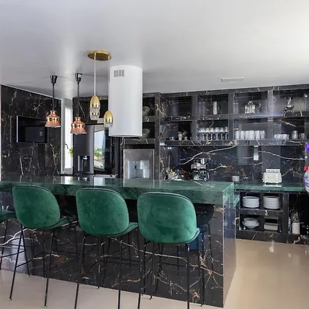 6br Luxury With Pool, Jacuzzi, Cinema & Snooker By Aqua Vista Tenerife Villa