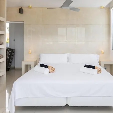 6br Luxury With Pool, Jacuzzi, Cinema & Snooker By Aqua Vista Tenerife Villa