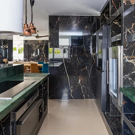 6br Luxury With Pool, Jacuzzi, Cinema & Snooker By Aqua Vista Tenerife Costa Adeje