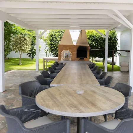 Villa 6br Luxury With Pool, Jacuzzi, Cinema & Snooker By Aqua Vista Tenerife Costa Adeje (Tenerife)